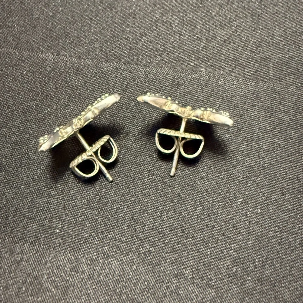 Lois Hill Sterling Silver Butterfly Stud Post Earrings Paisley Scroll - Picture 6 of 7